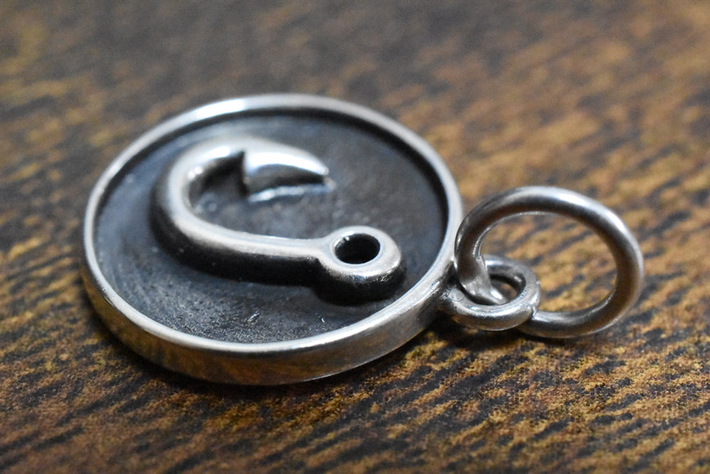 釣り針チャーム - Eldorado