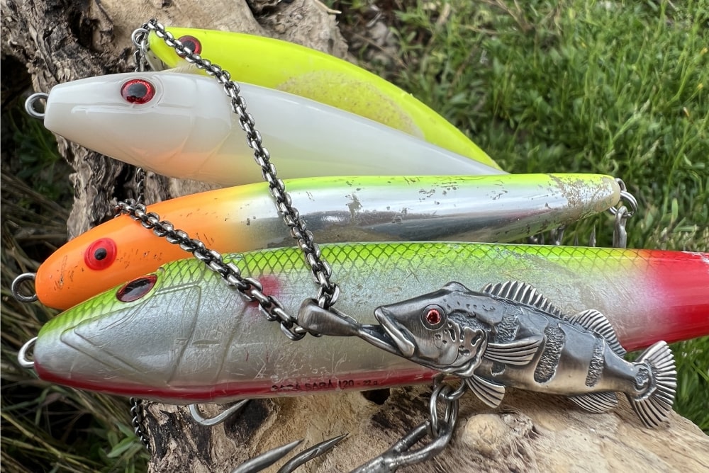 ピーコックバス(ツクナレ・アスー)ネックレス