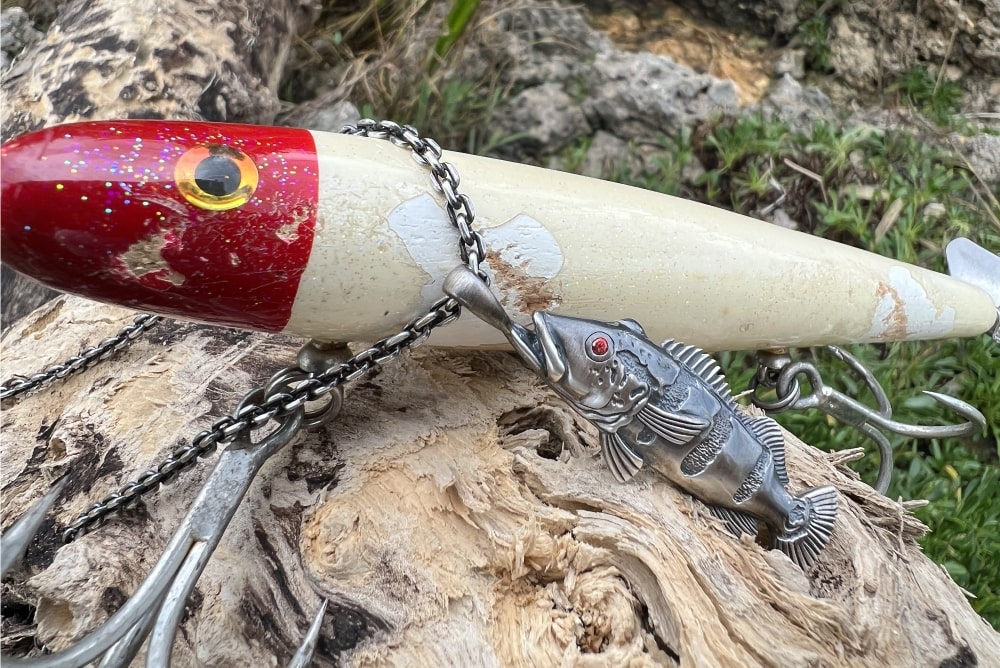 ピーコックバス(ツクナレ・アスー)ネックレス