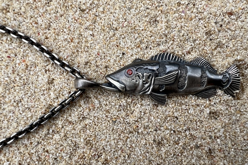 ピーコックバス(ツクナレ・アスー)ネックレス