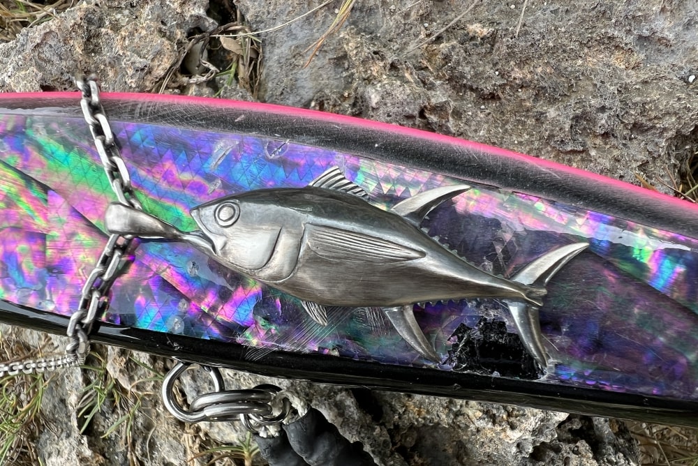 マグロ ネックレス