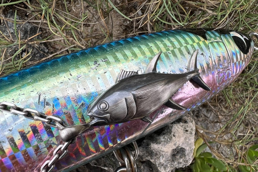 マグロ ネックレス